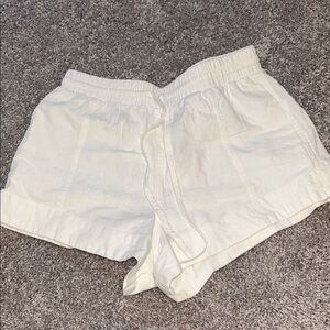 Universal Thread Cream Drawstring Athletic Shorts